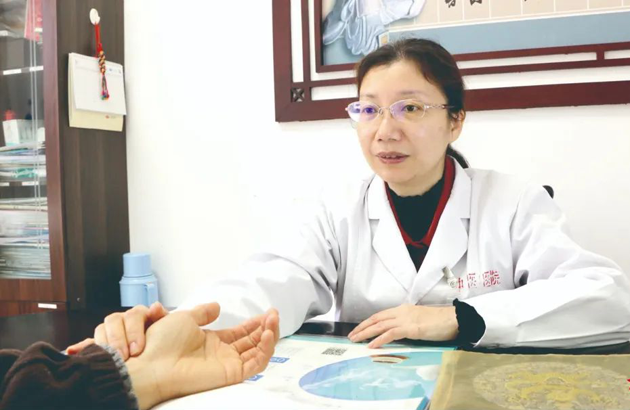劳动创造幸福丨 莫湘：悬壶济世传中医