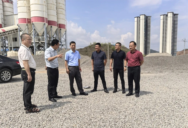 精准把脉加快推进│ 梧州市总工会赴藤县、岑溪市指导县级工人文化宫项目建设工作