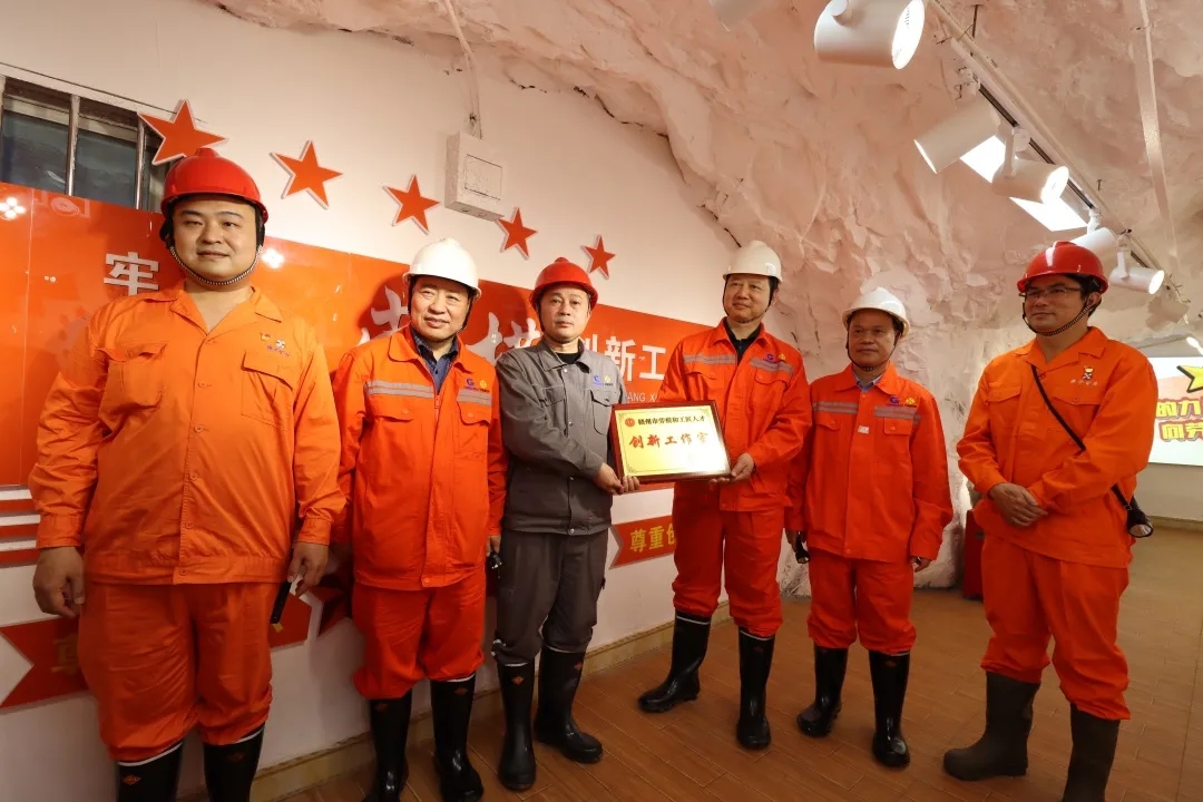 这个劳模创新工作室超接地气
