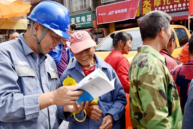 南方电网广西新力集团梧州供电公司打造电力线路“安全走廊”