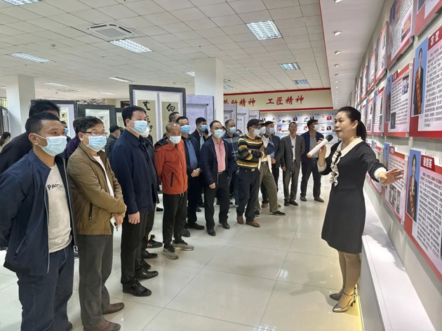 岑溪市教育工会开展思政教育暨职工医疗互助保障业务培训班