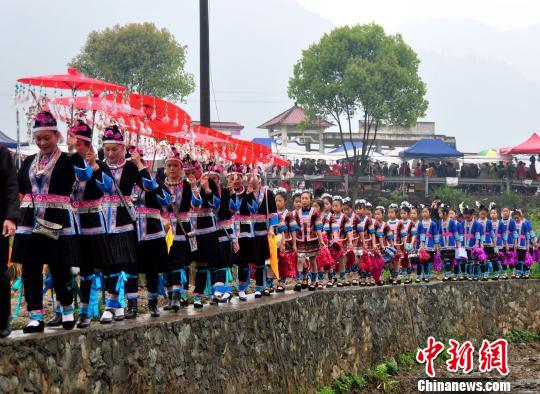 广西三江“三王宫”庙会 演绎夜郎文化